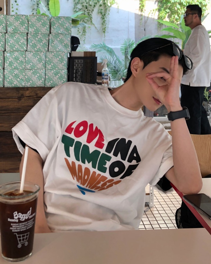 Love Time Overfit短袖T卹