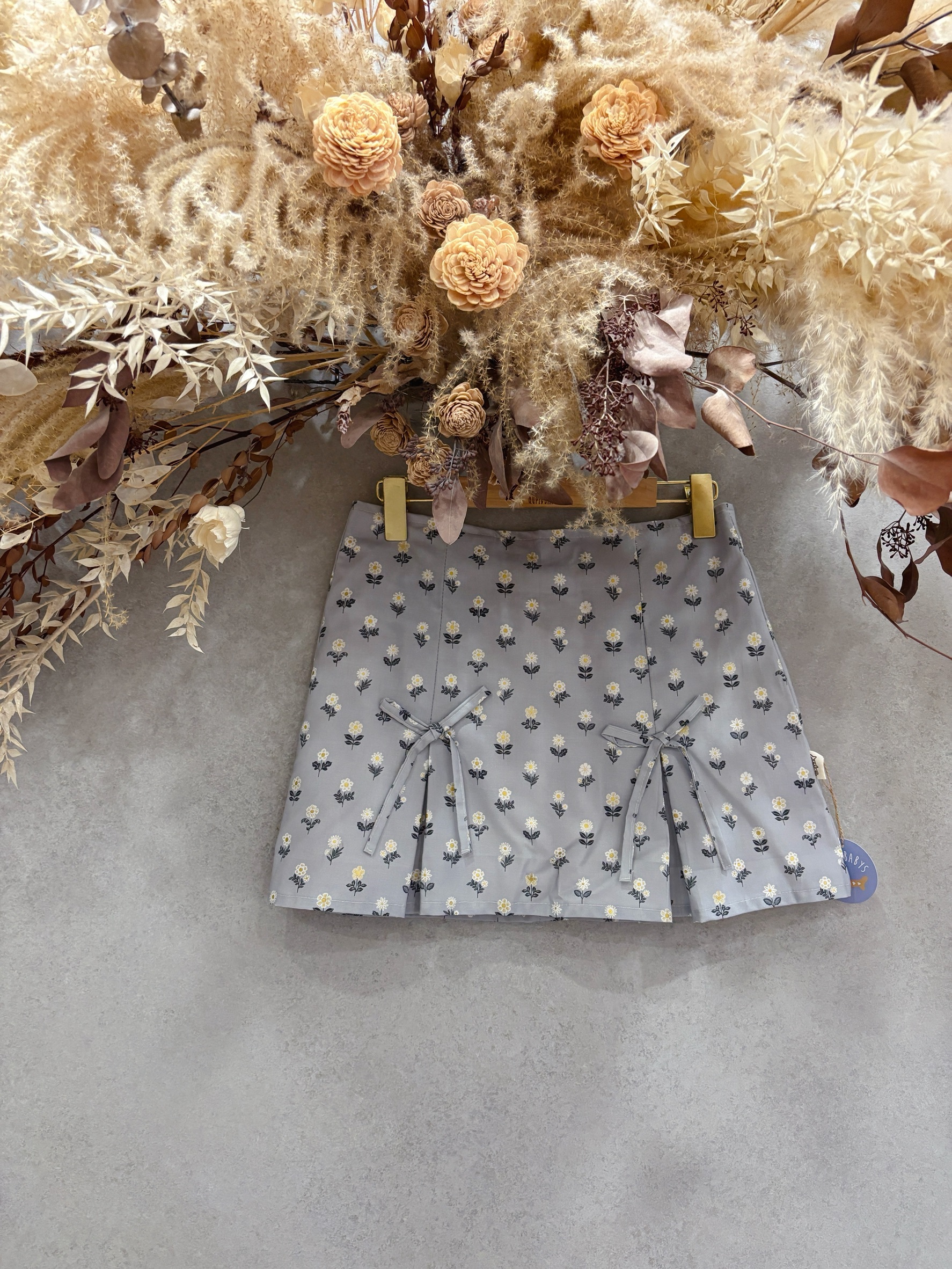 灰燙金小花 媽咪蝴蝶結連褲短裙 (M)