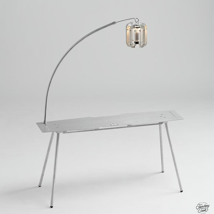 【地域仕事 Territory Task】SWIFT系列 盾牌桌(附伸縮燈柱)