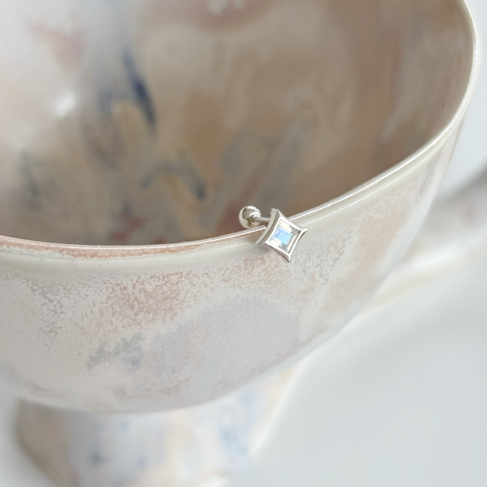 簡約bling月光石轉珠耳環