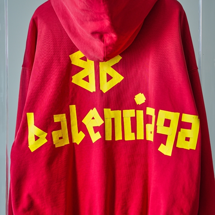 Balenciaga 紅色連帽外套 XXS號