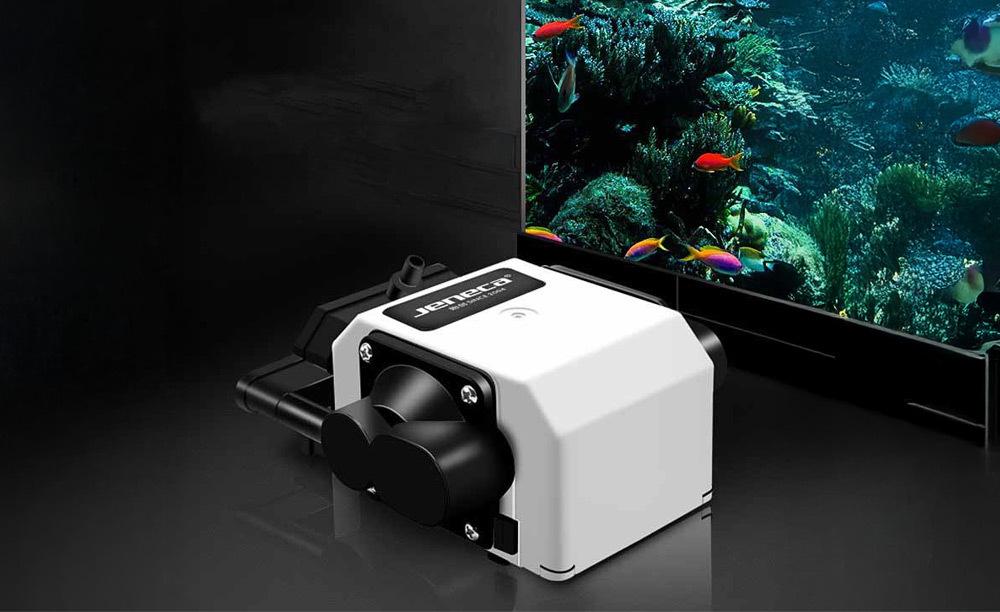 大功率打氣機擁有25W超強動力，最大出氣量達55L/min，能快速提升水體溶氧量