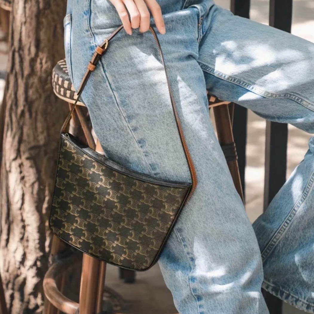 Celine bag Croque Bag In Triomphe Canvas And Calfskin With Zipped Closure Tan