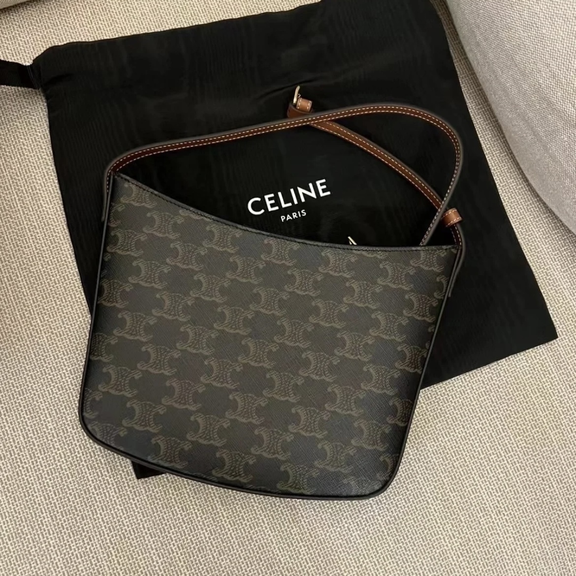 Celine bag Croque Bag In Triomphe Canvas And Calfskin With Zipped Closure Tan