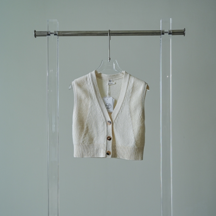 Hermes 白色針織鈕釦背心