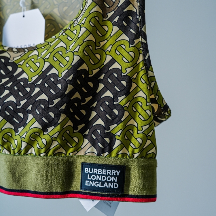 Burberry 綠色滿版LOGO背心