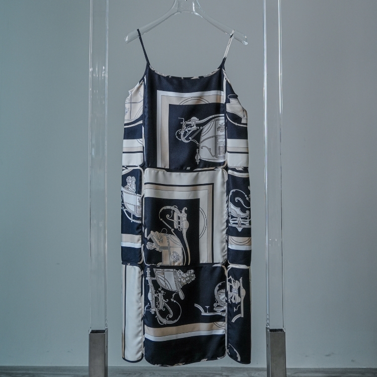 Hermes 黑白幾何吊帶連身裙