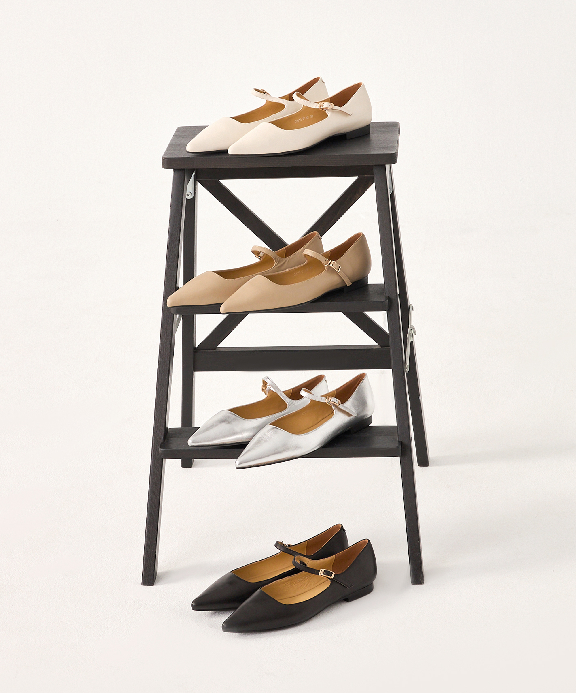 Sheena 小羊皮尖頭瑪莉珍鞋(四色)