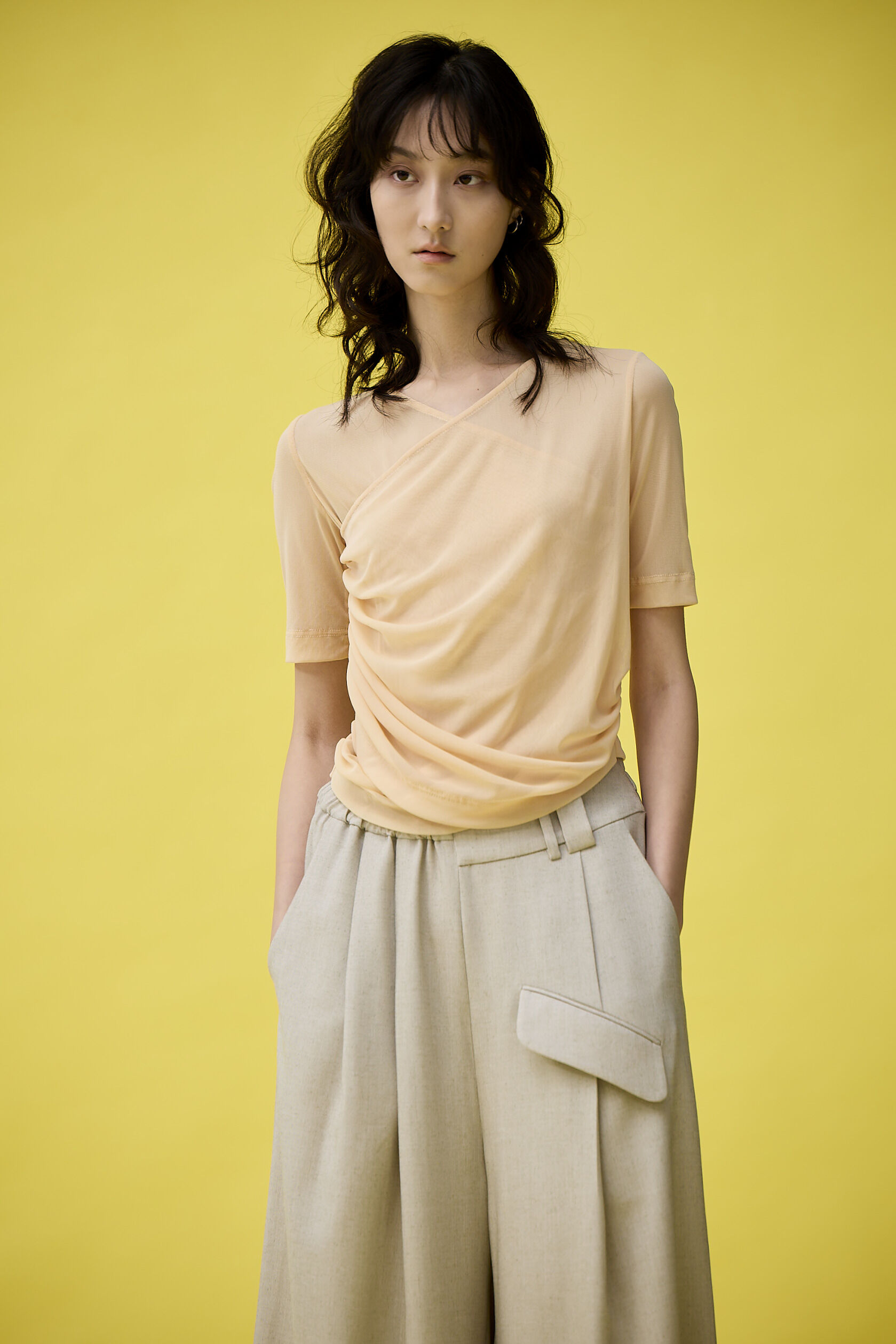 交錯皺皺短袖上衣