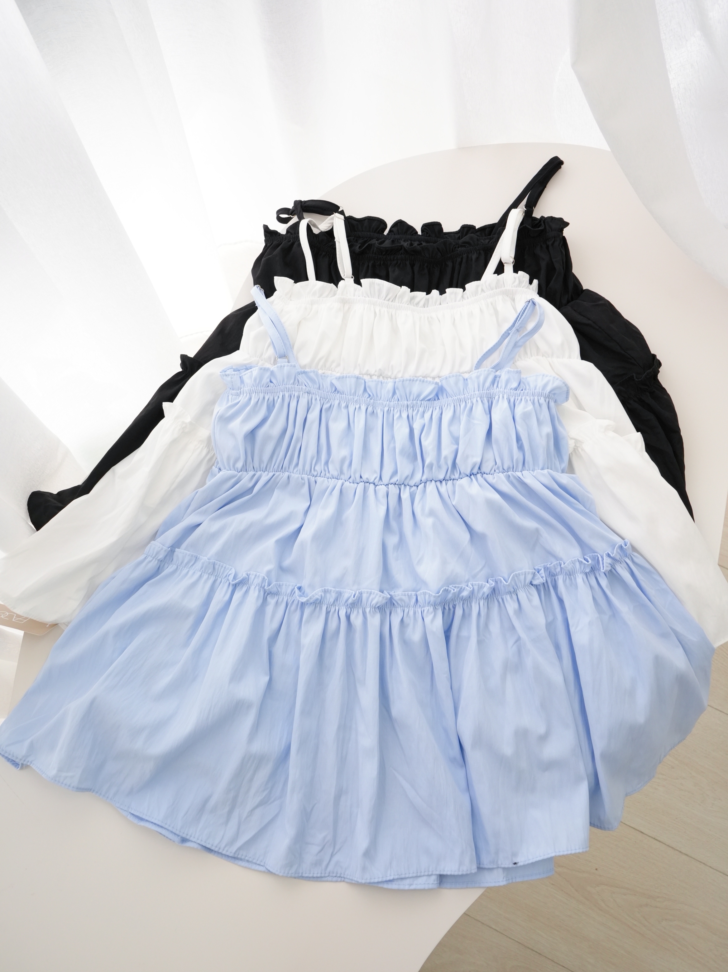 法朵Fado shop｜ 捲裙邊可調吊帶衫 1703013