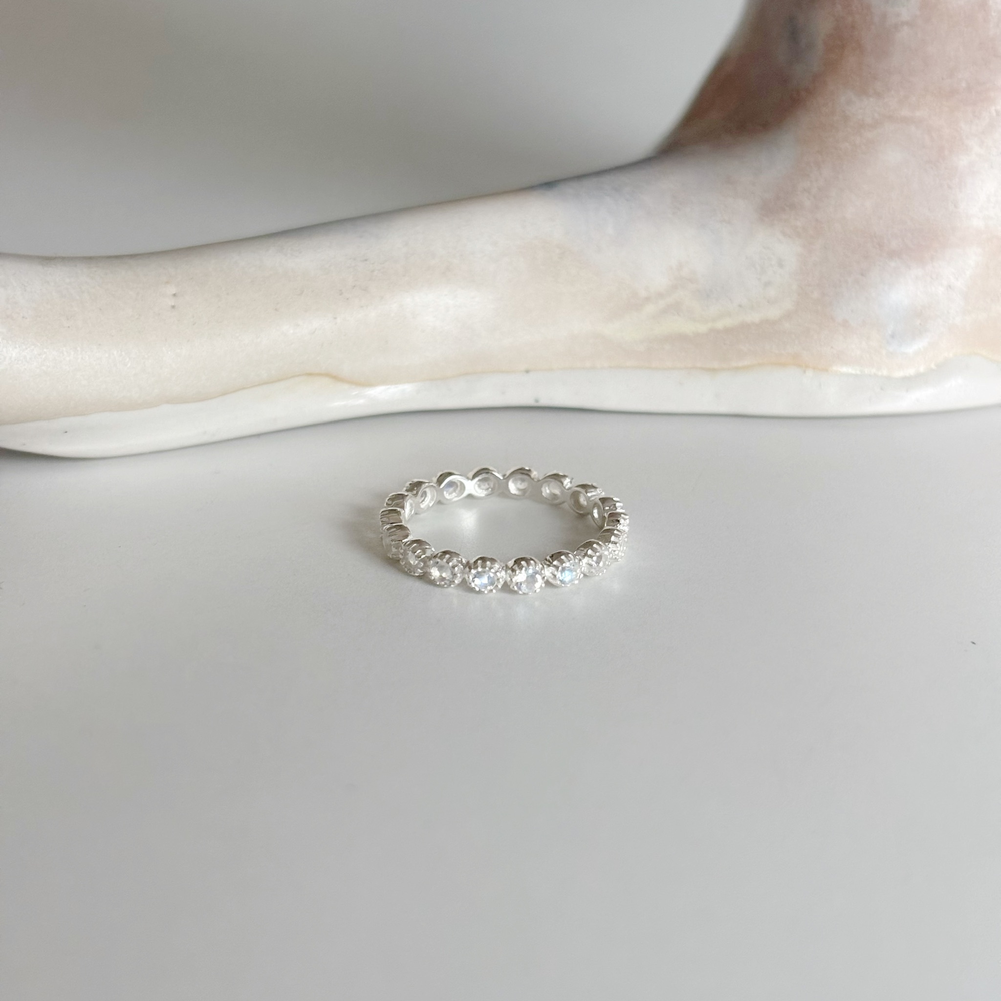 蛋糕整圈月光石戒指