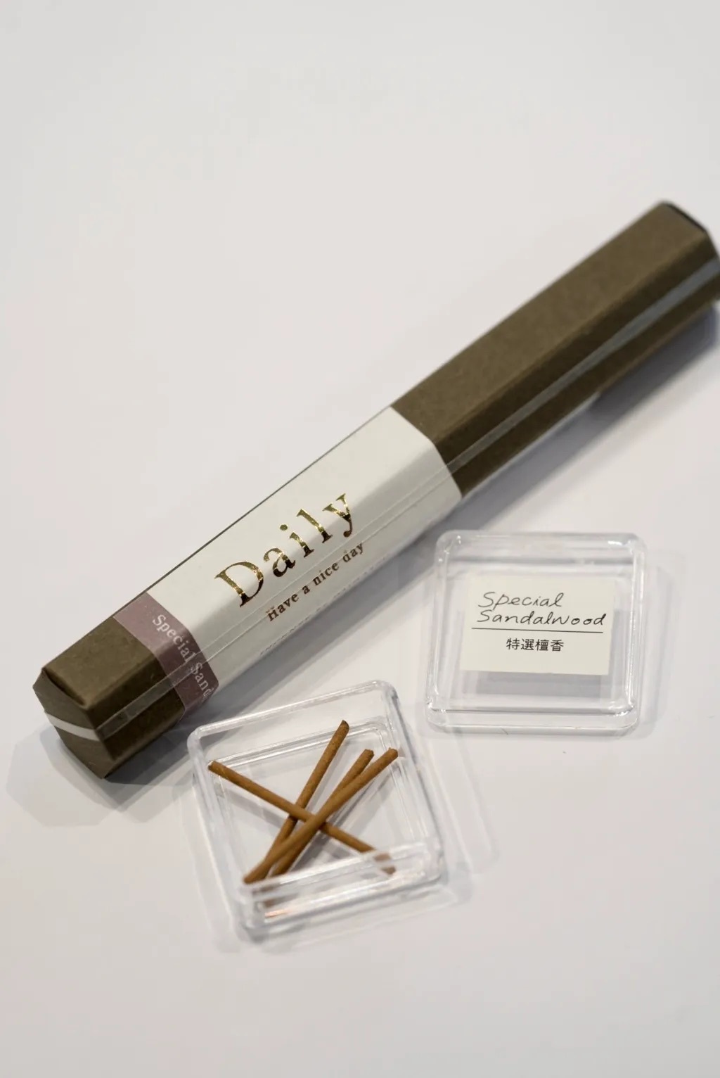 日本Daily 淡路島Premium線香 共3種香氣