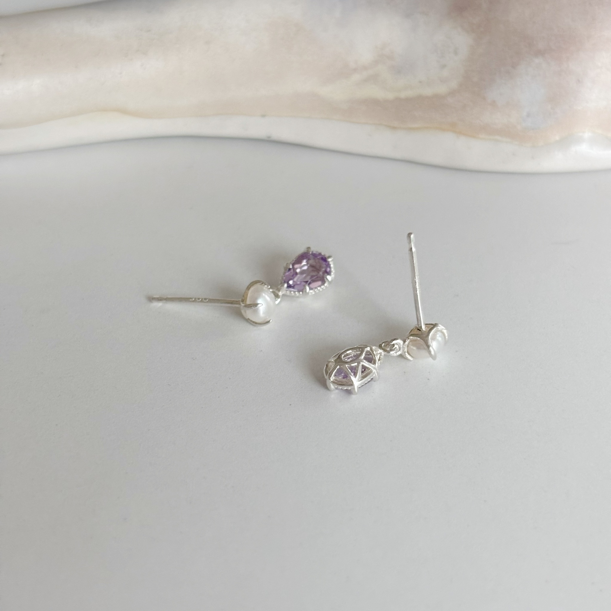 Pearl tear紫水晶耳環