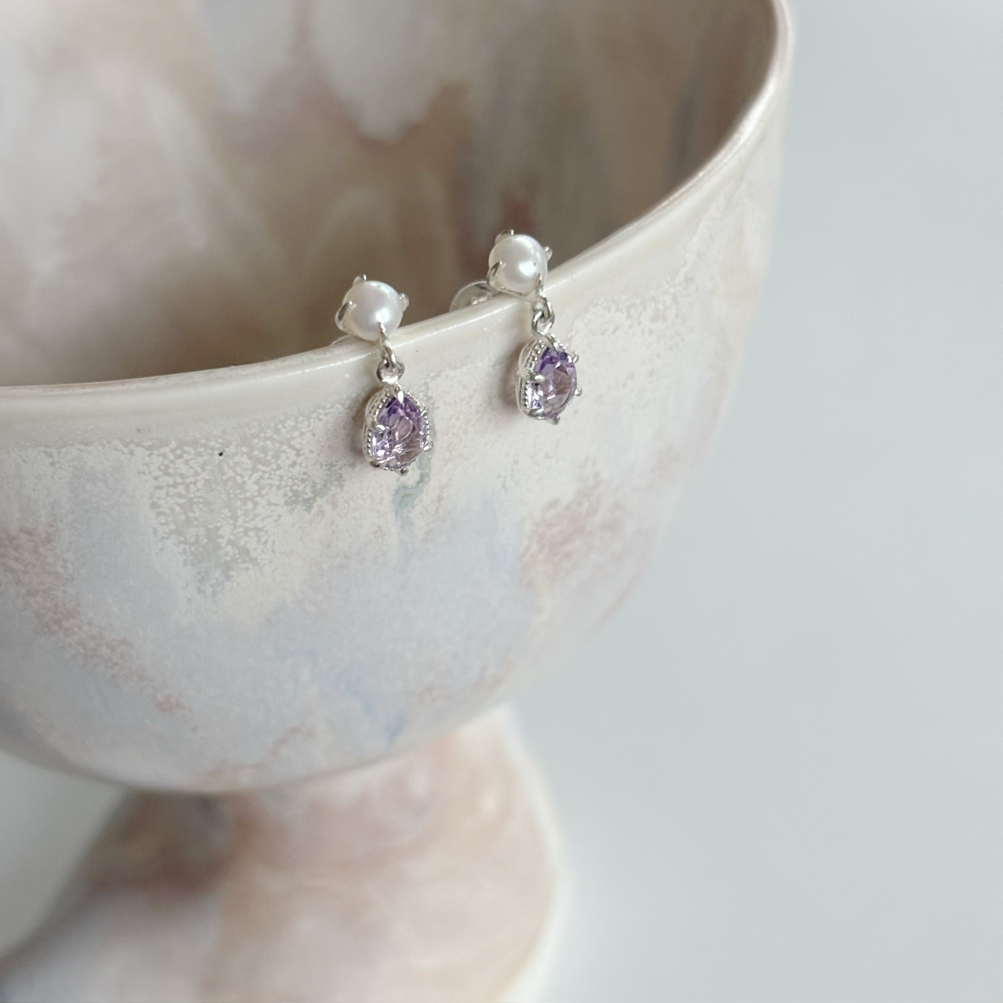 Pearl tear紫水晶耳環