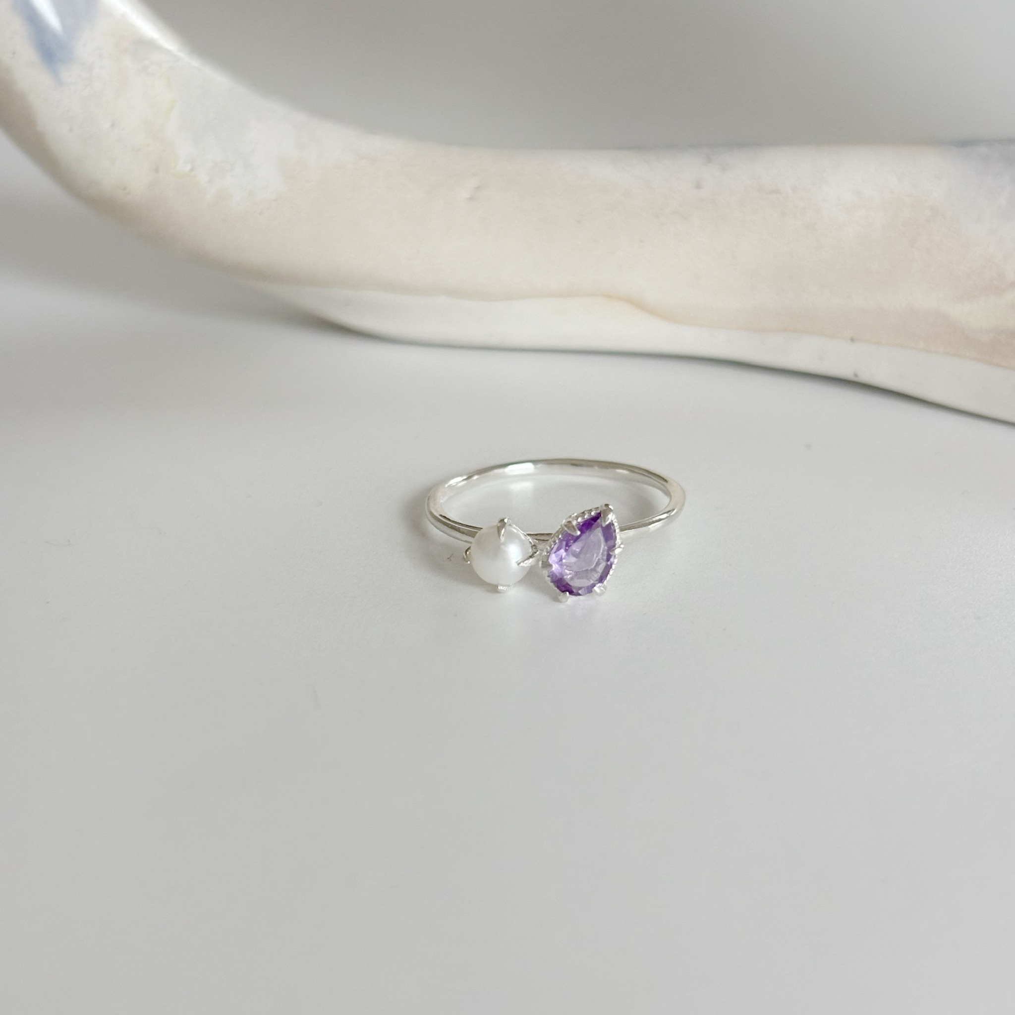 Pearl tear紫水晶戒指