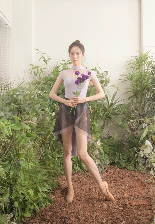 韓國iiLaire 【IL - Julie Wrap SK 蕾絲花紋綁帶紗裙(兩層紗)】