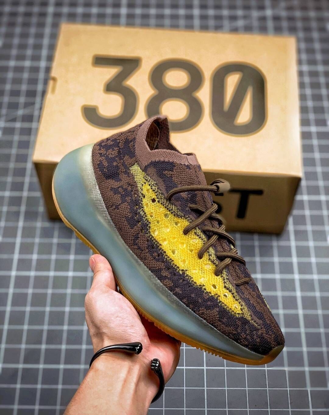 【代購】Adidas Yeezy Boost 380 LMNTE - Reflective