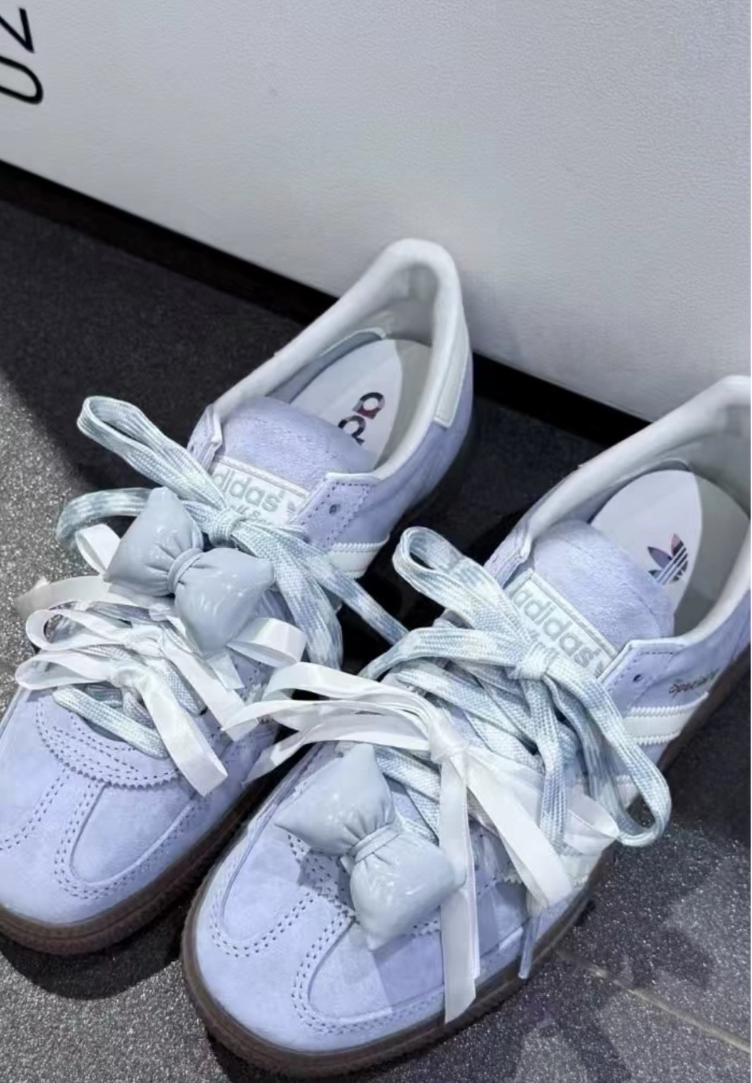 adidas Handball Spezial 藍白 經典板鞋 防滑耐磨 男女同款 低幫舒適休閒鞋