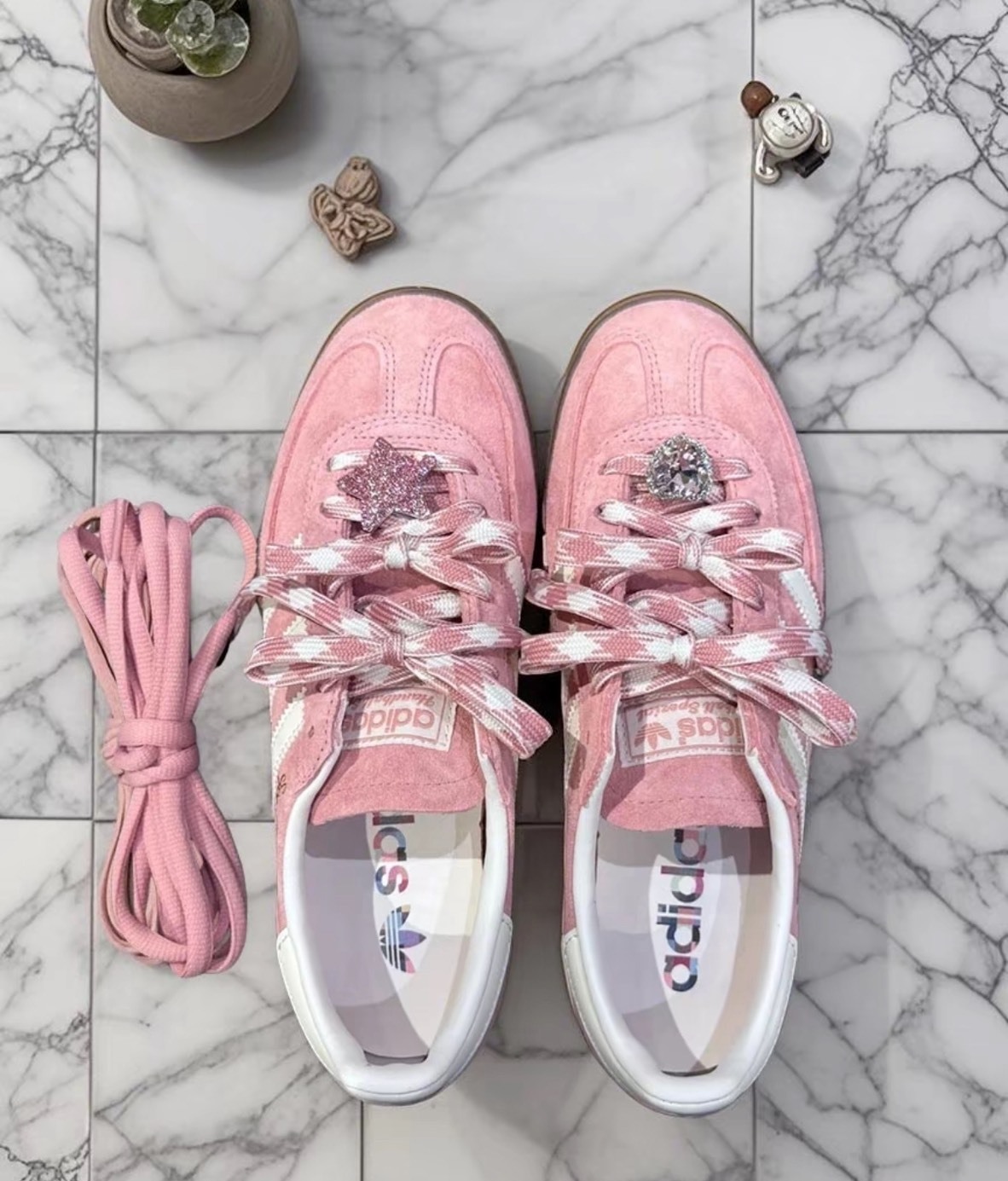 adidas Handball Spezial 粉白 經典百搭 低幫板鞋 防滑耐磨 男女同款 復古愛迪達