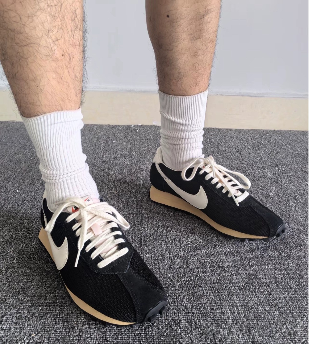 Nike Roshe Run LD-1000 黑白 男女同款 低幫休閒鞋 時尚百搭 慢跑鞋風格