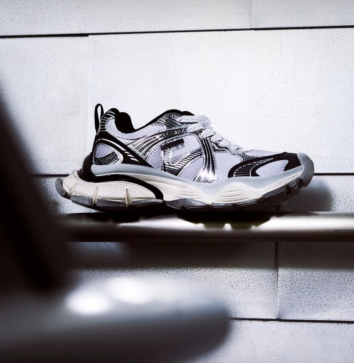 空山基/HajimeSorayama x xVESSEL 生活 休閒 運動鞋 F25X68S