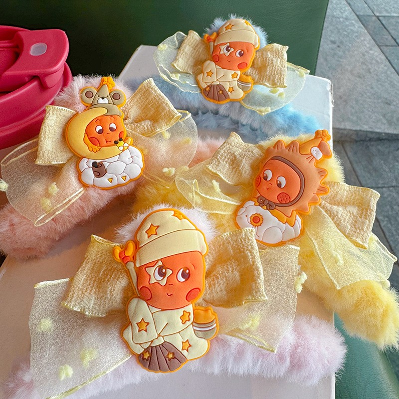 [2 FOR RM10] Cute Plush Star Alien Hair Claw Clip