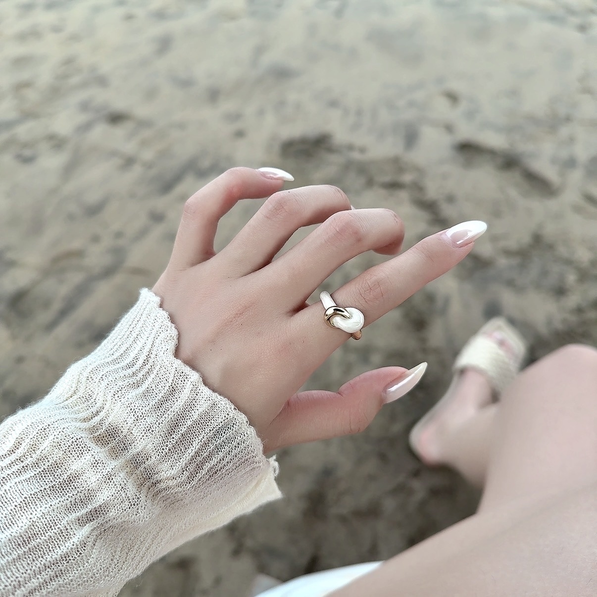 Alluring高級暈染紋理’白琺瑯金屬開口戒系列