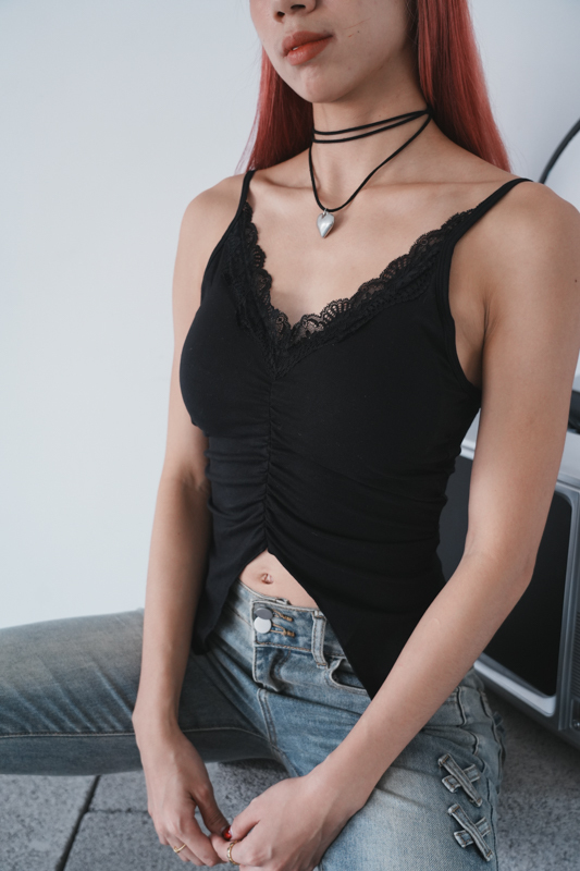 蕾絲下擺開衩bratop