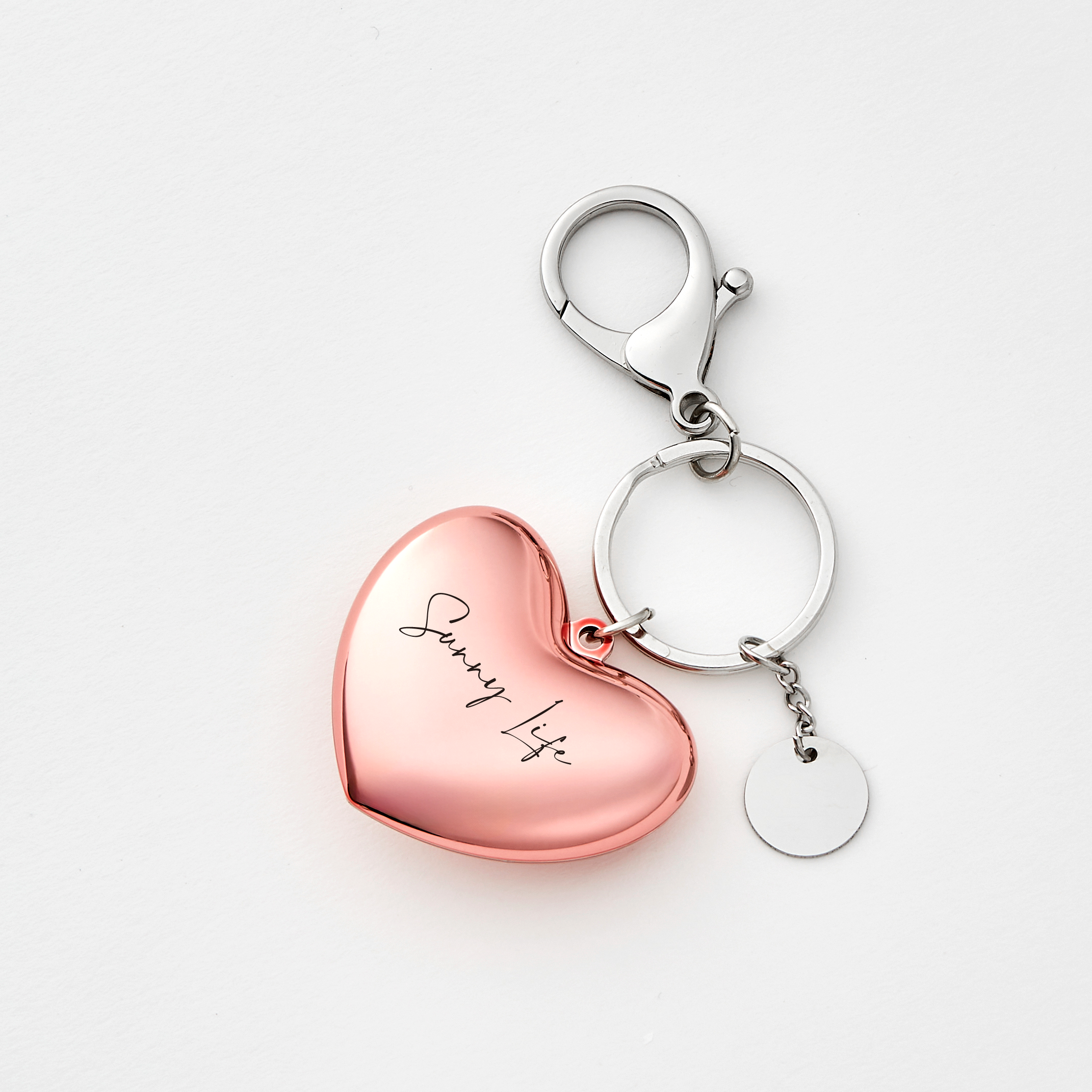 愛心造型悠遊卡吊飾鑰匙圈禮盒|客製化鐫刻|金屬質感鍍膜|悠遊卡公司正版授權