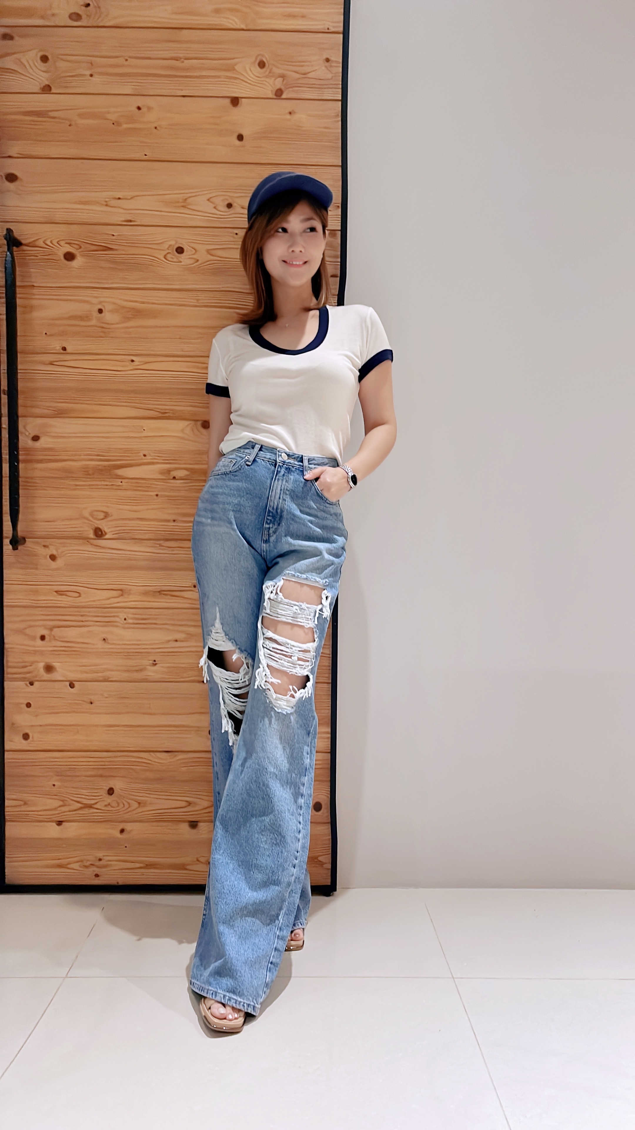 高腰重刷破直筒垂墜感牛仔褲 ｜率性街頭