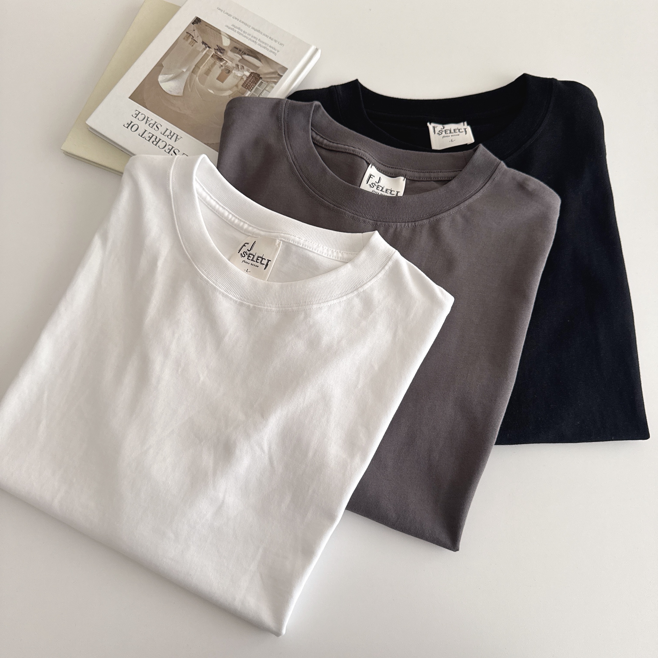 （現貨）ST002 Boxy 極簡 低落肩 方塊版型 寬版 短T