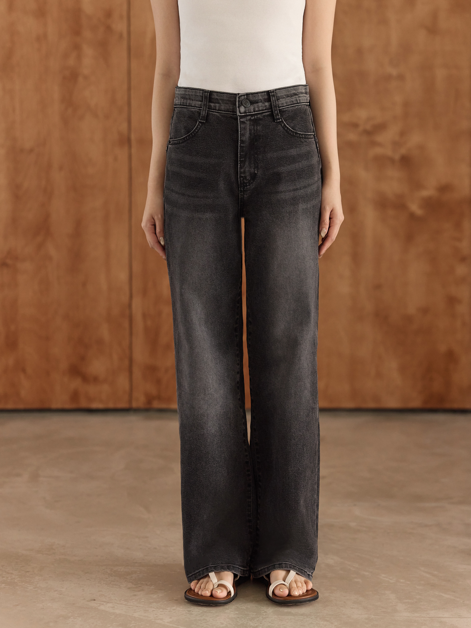 推薦款 高腰霧黑丹寧直筒褲