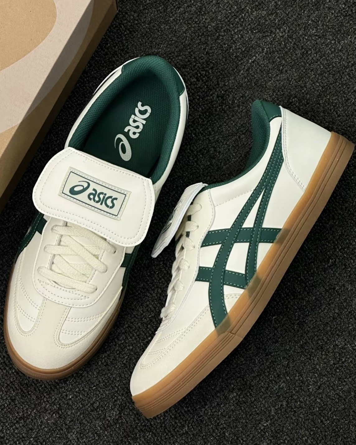 【現貨】ASICS AARON 2.0 翻蓋鞋舌 米綠色 1203A720750