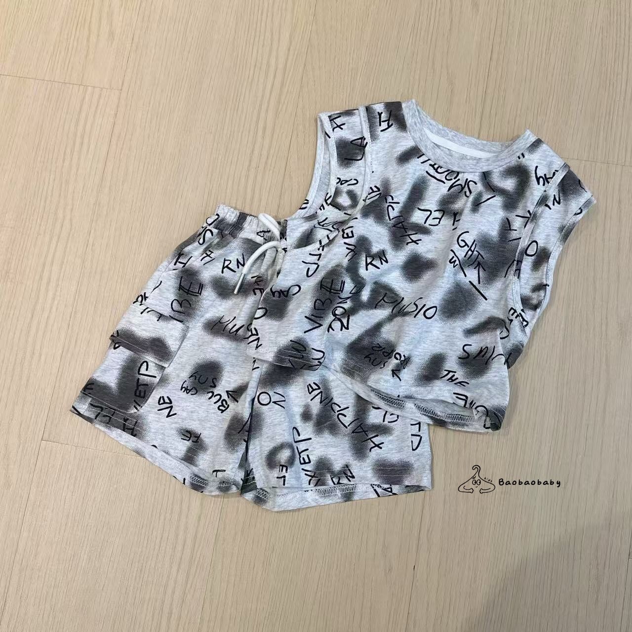 塗鴉灰潮童套裝