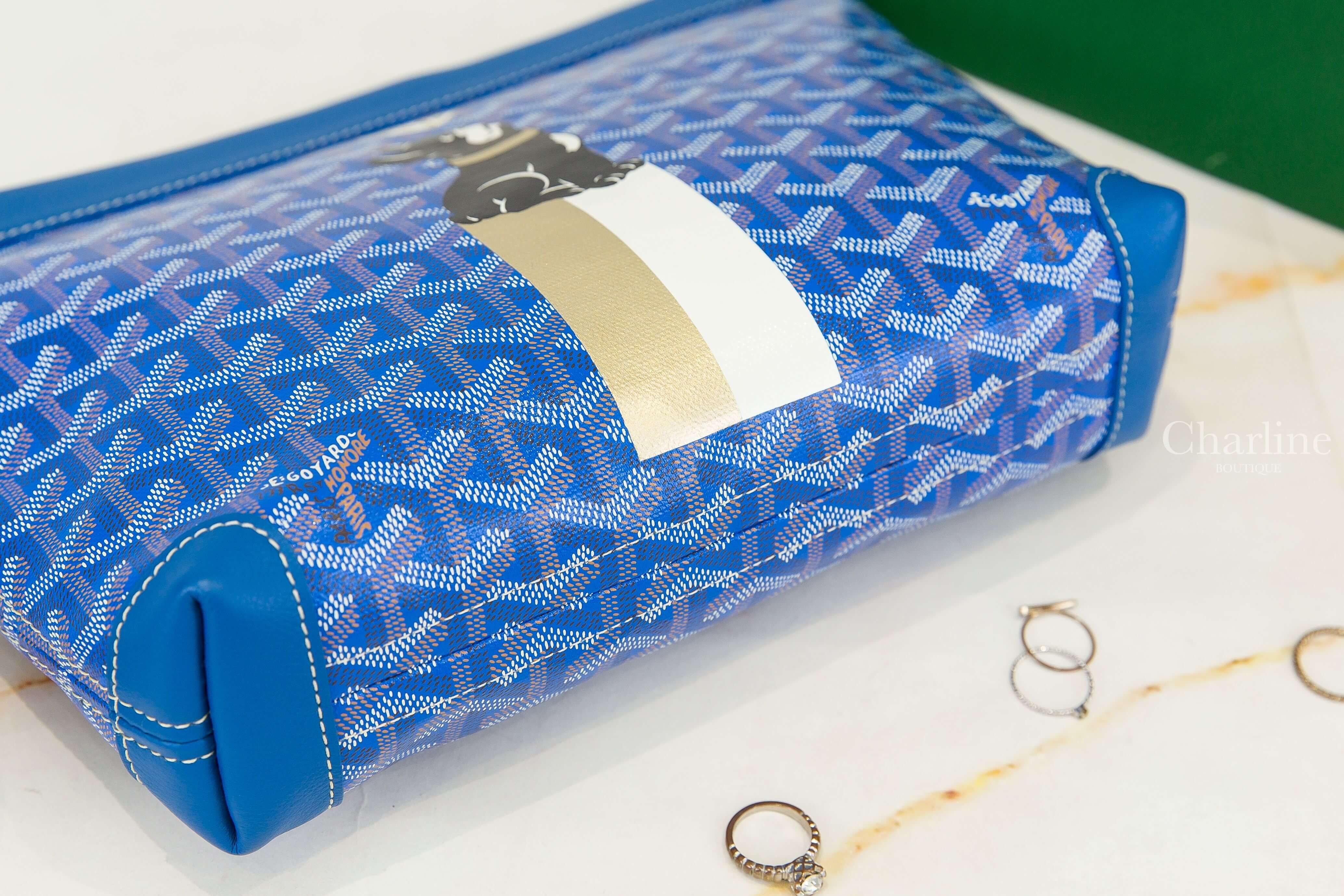 Goyard Conti Pouch 天空藍客製化金銅色愛心黑法鬥白金線條彩繪小牛皮拉鍊掛繩手拿包-Charline Boutique 精品代購