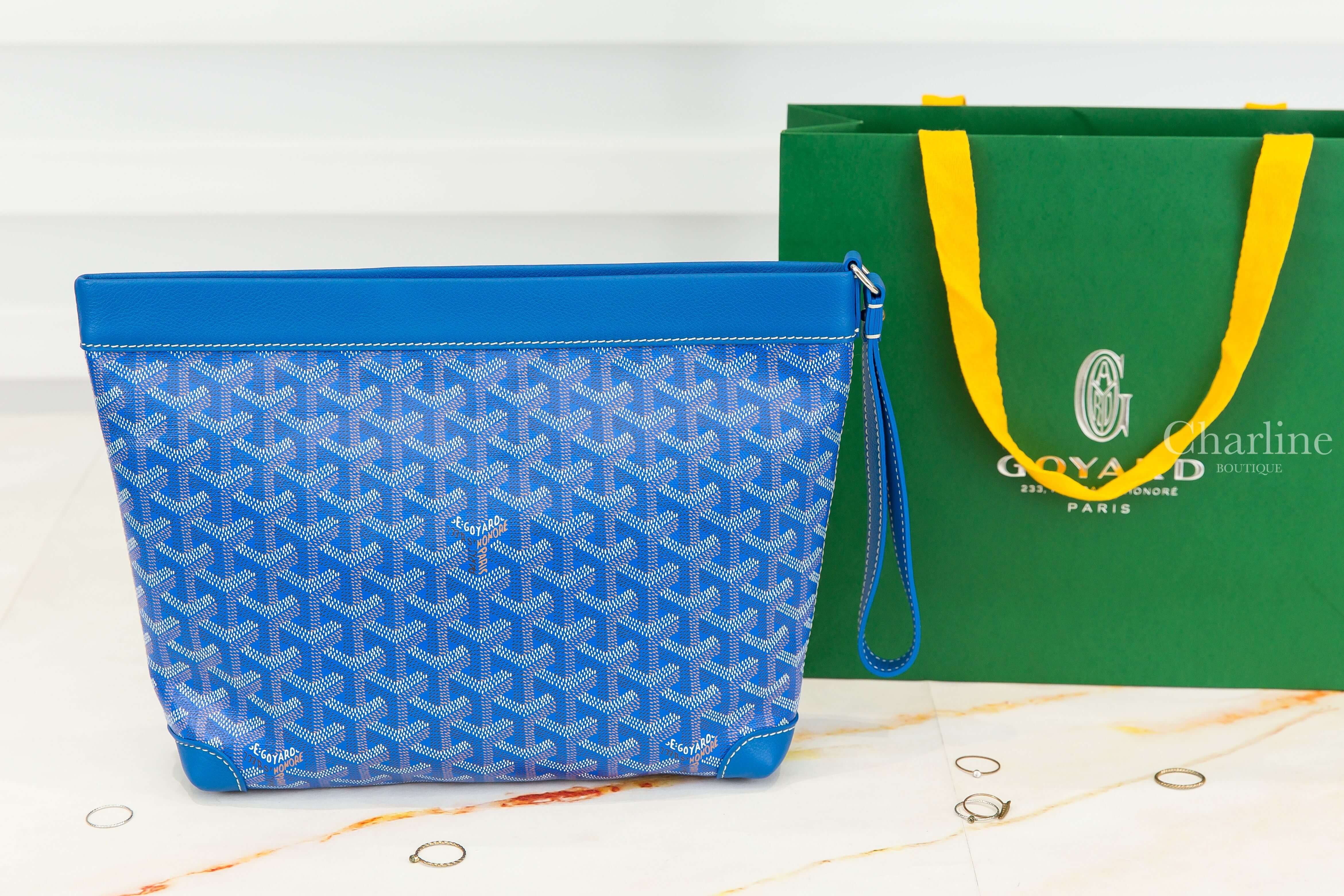 Goyard Conti Pouch 天空藍客製化金銅色愛心黑法鬥白金線條彩繪小牛皮拉鍊掛繩手拿包-Charline Boutique 精品代購