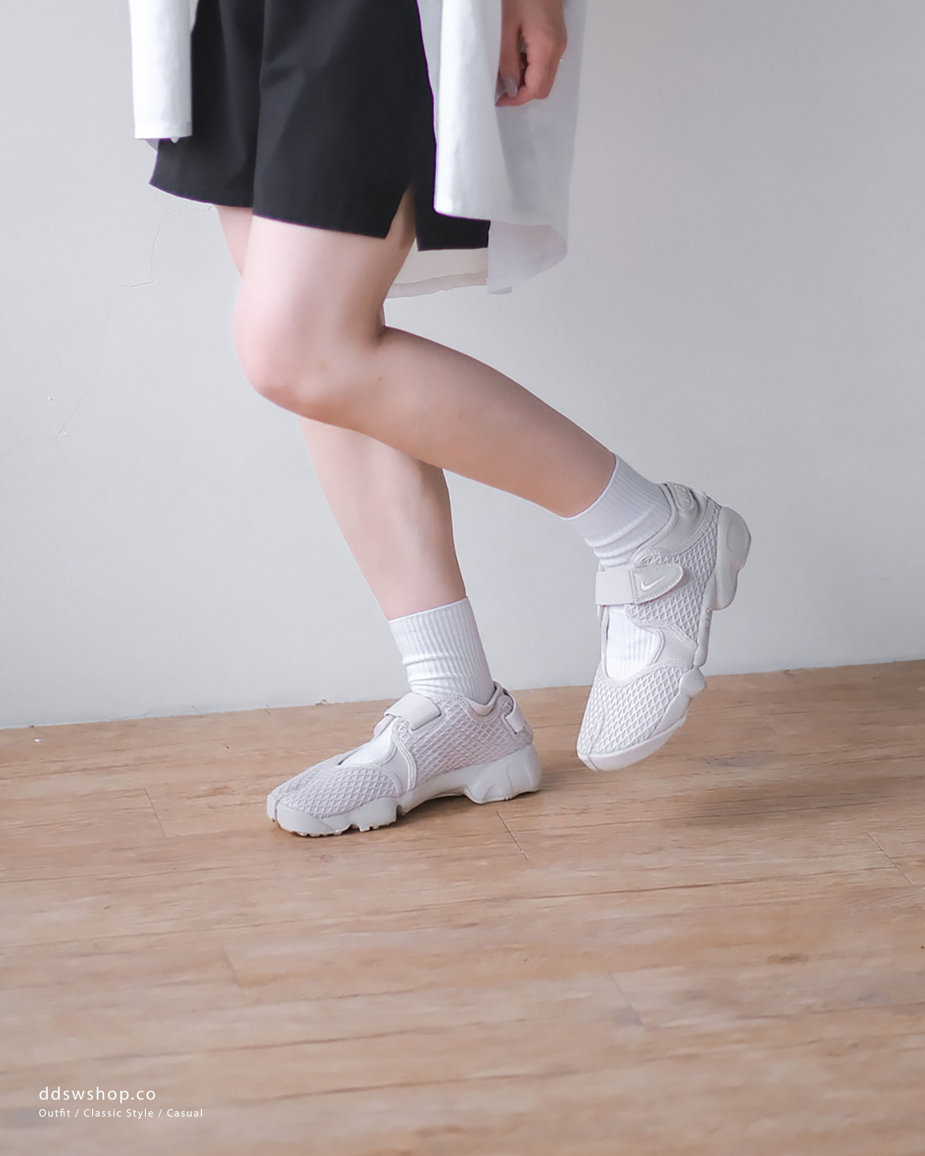 "調貨" Nike Air Rift 忍者鞋 女款 黑色  米色