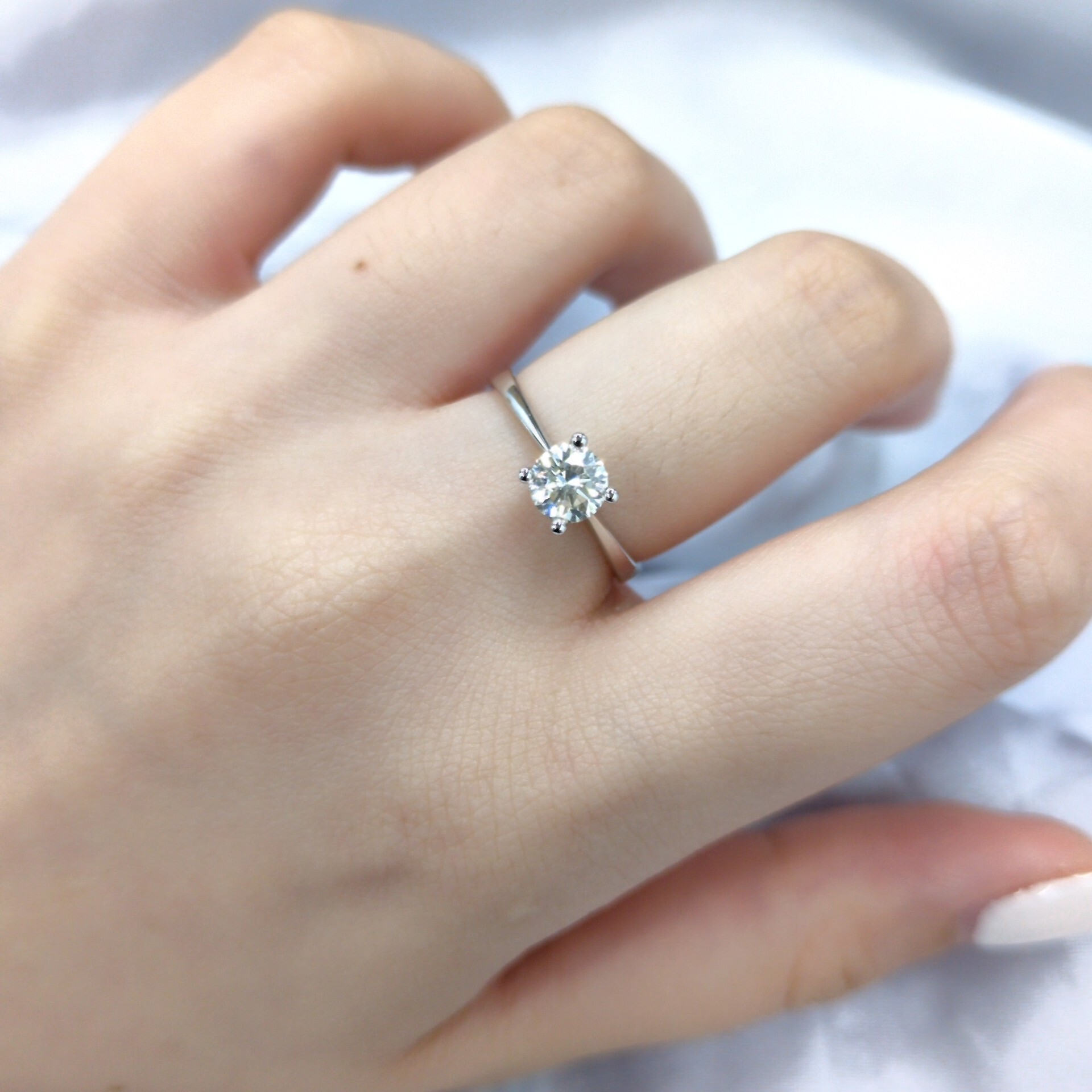 18K White Gold 0.58ct Diamond Ring