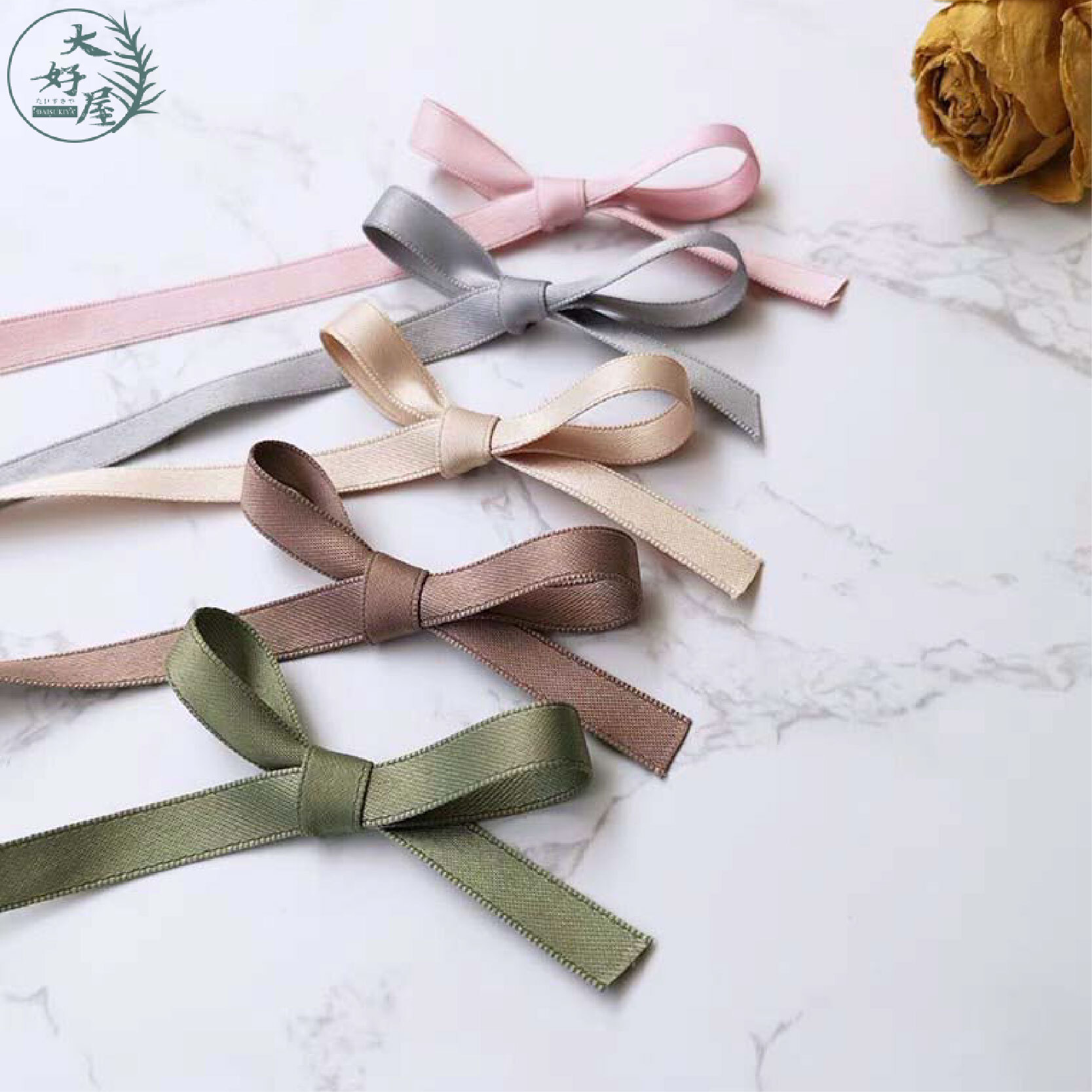 純色牛奶絲緞帶 (50碼/大卷)