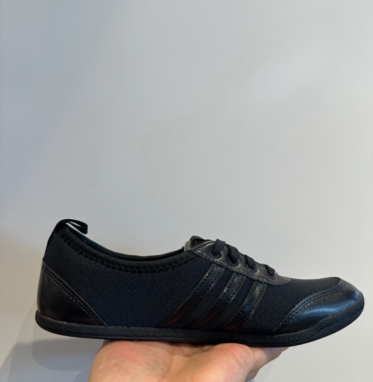 adidas Diona Ballet 黑色芭蕾風休閒鞋 女款 防滑 耐磨 低跟鞋 軟底鞋 上班鞋 懶人鞋 穿搭必備 通勤鞋