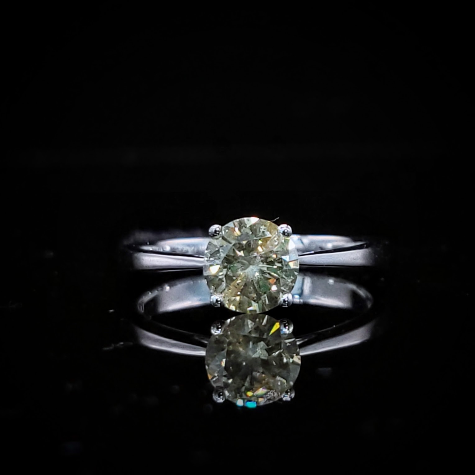 18K White Gold 0.75ct Diamond Ring