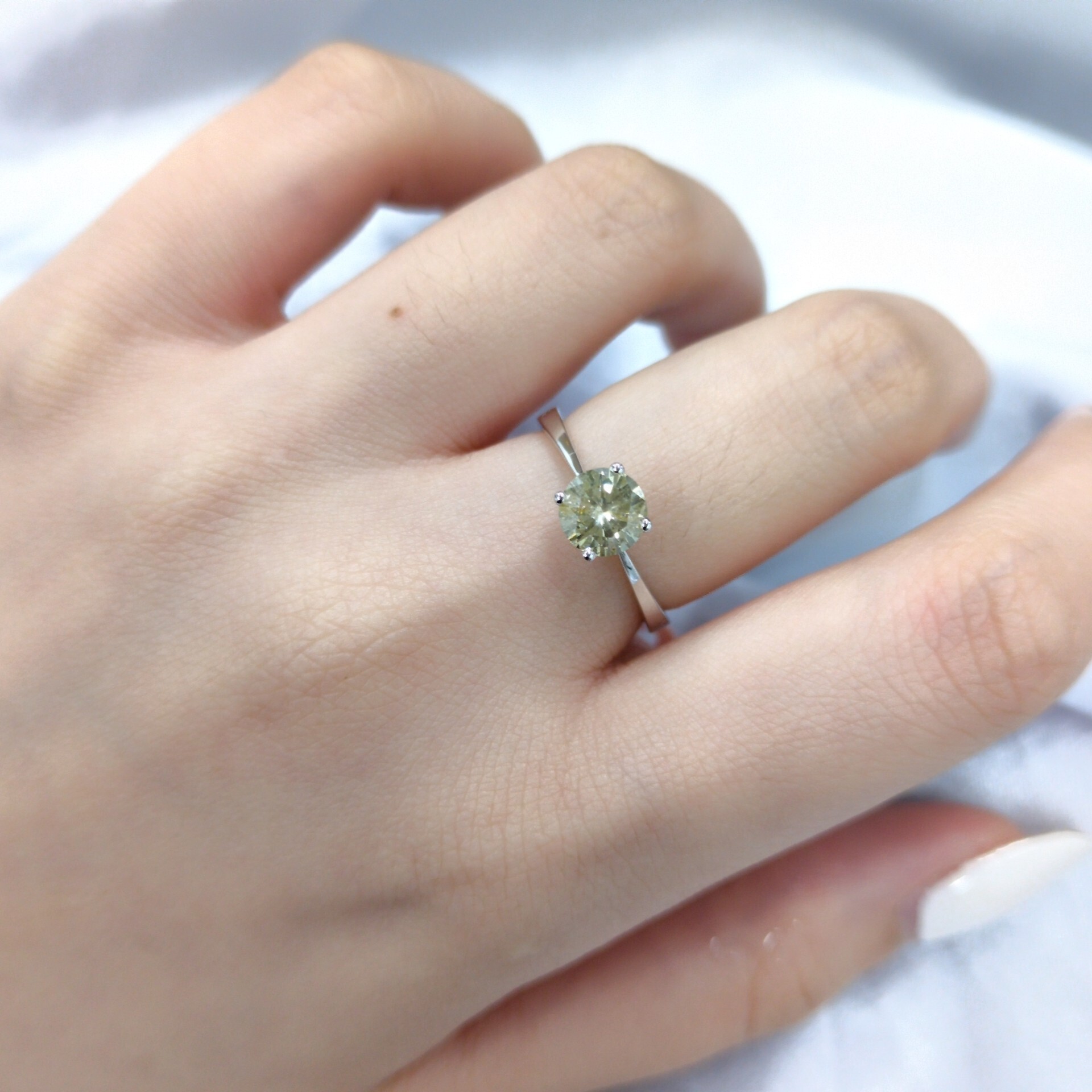 18K White Gold 0.75ct Diamond Ring