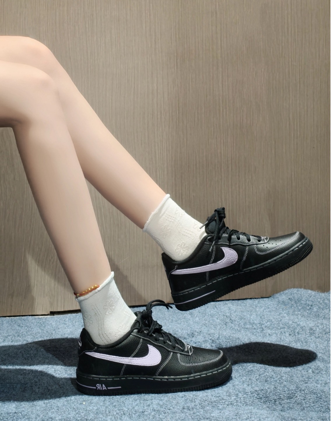 Nike Air Force 1 LV8 黑色 兒童款 板鞋 男女同款 小童休閒鞋 防滑耐磨 真皮鞋面 減震好走 低幫潮鞋 百搭情侶童鞋