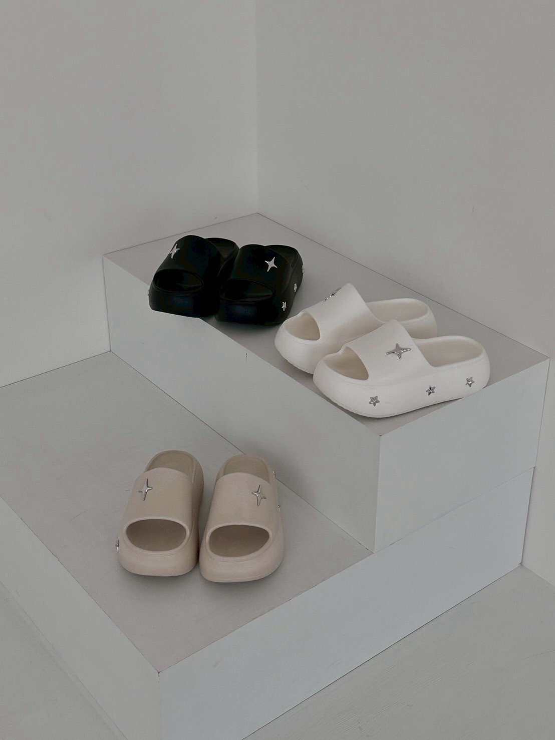 十字星星厚底拖鞋 增高6CM !!