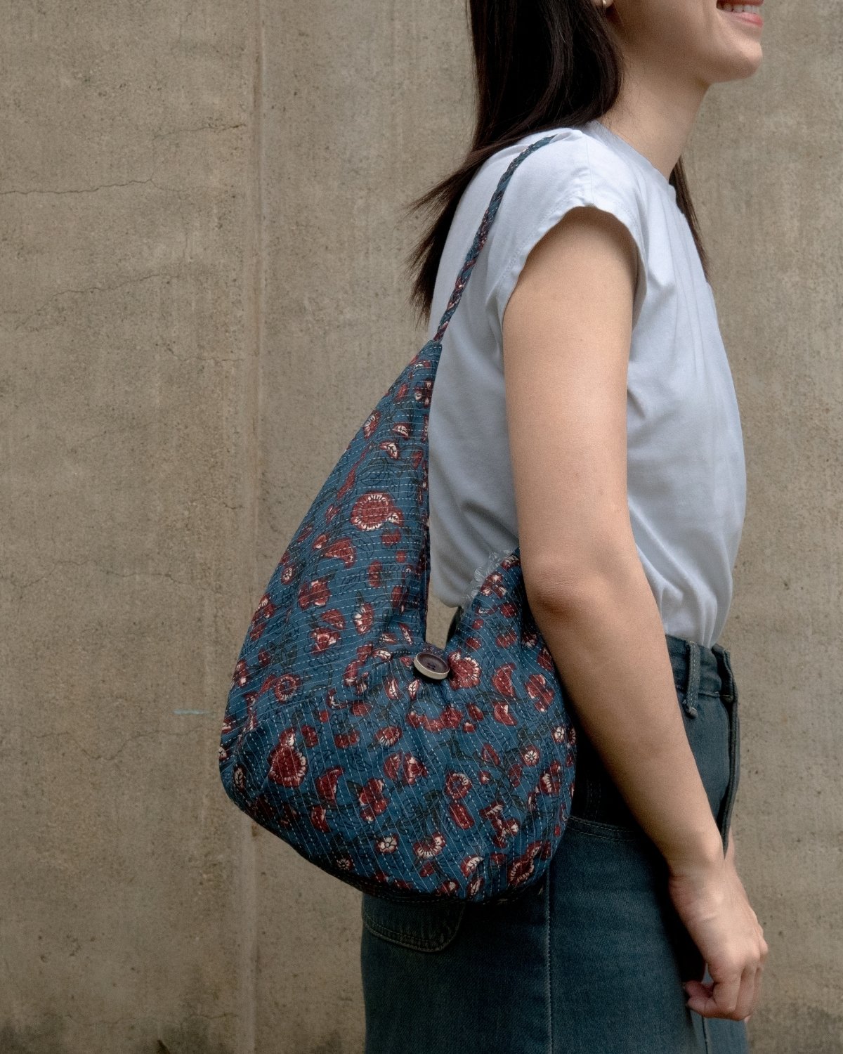 印度蓋染工藝 蝴蝶編織包 - 藤蔓海藍