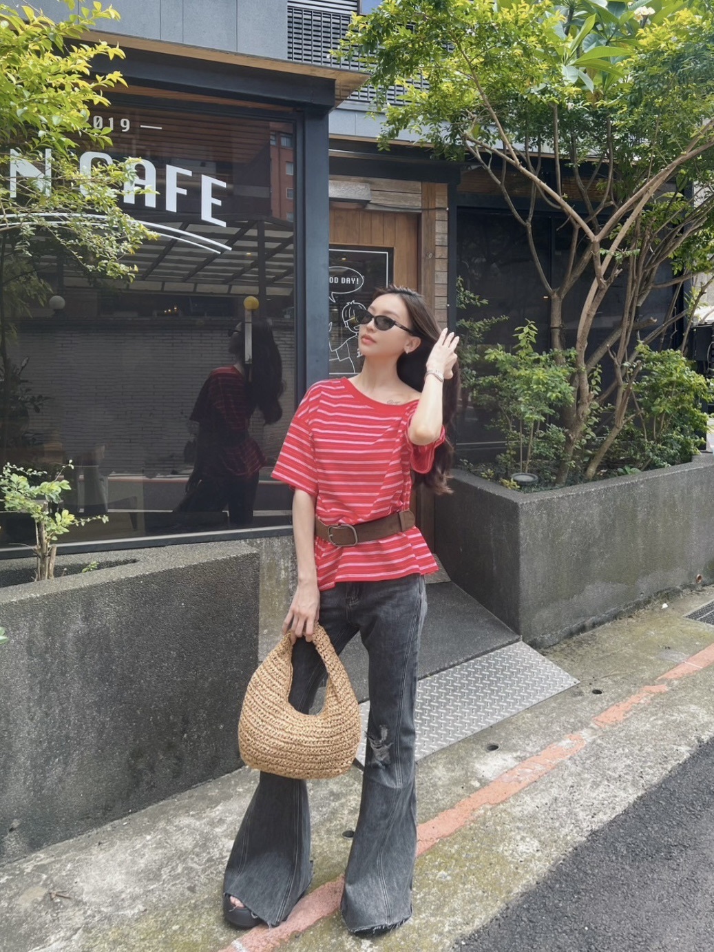 美式慵懶斜肩條紋tee/二色