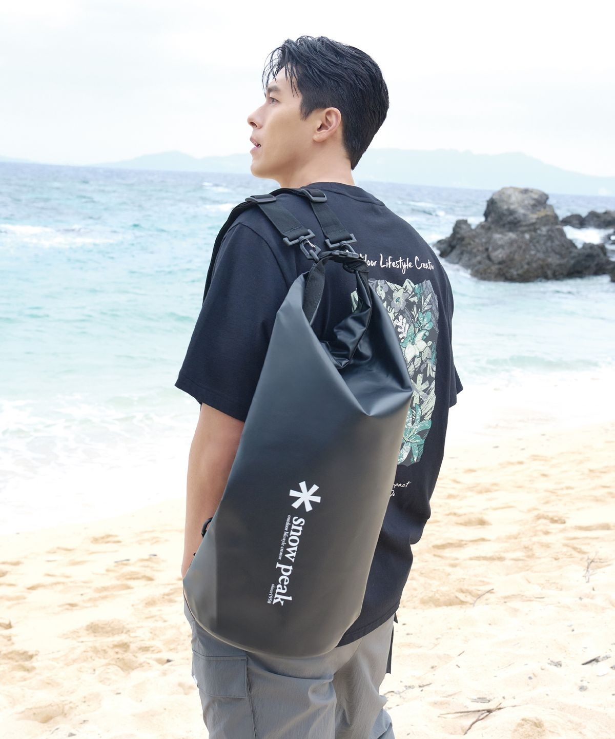 【代購】Snow Peak 雪諾必克 Water Dry Bag 20L 側背 防水袋 包包 S25MUFBG73