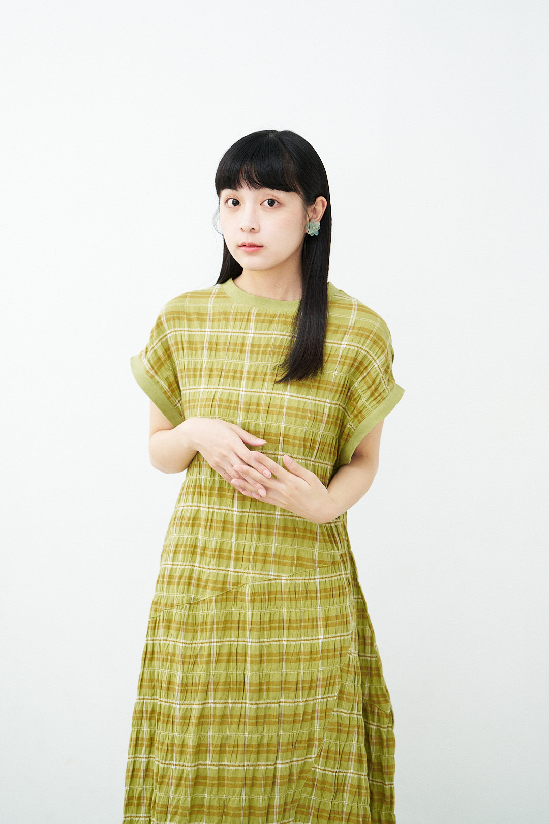 (限量)變奏調色盤！剪裁格線連衣裙(三色-黃綠)