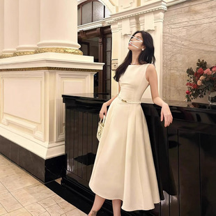 高雅千金 緞面收腰小禮服