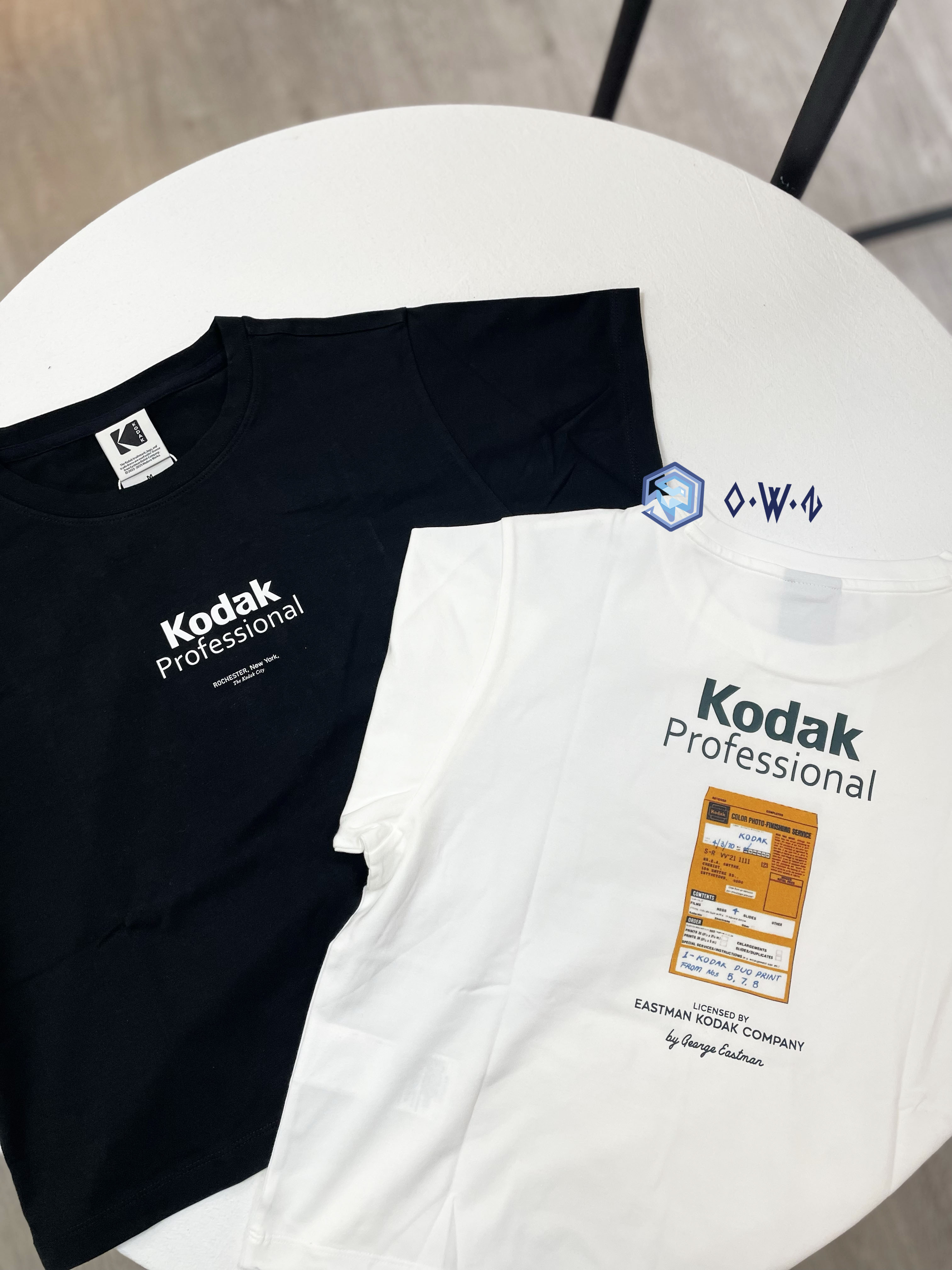 【OWN】Kodak 短版 上衣 經典LOGO 相機 拍攝 攝影 造型短T 女版 黑色 白色 K5222LRS21
